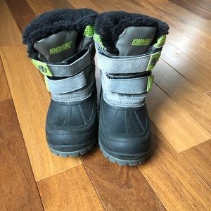 Winter boots